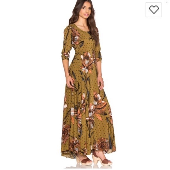 Free People Dresses & Skirts - Free People “First Kiss” Maxi Dress